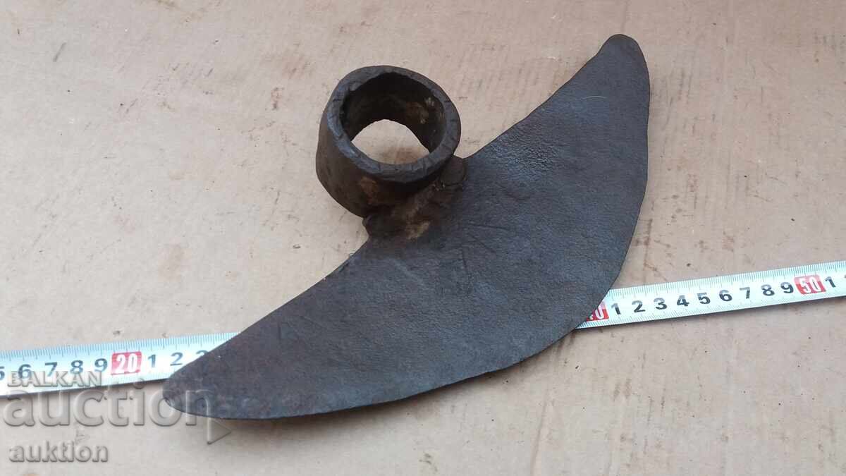 SOLID FORGED HOE - 6 SOLID FORGED HOE - 6