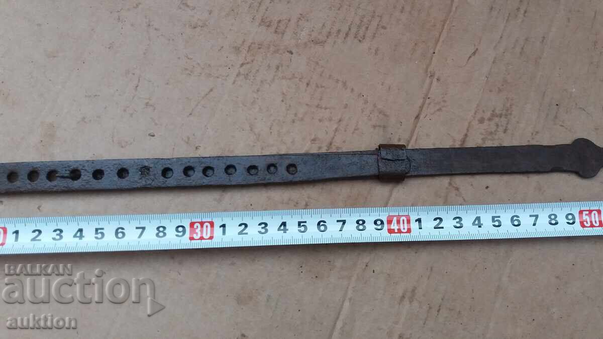 Auction WROUGHT RENAISSANCE ARSHIN FOR LOOM Auction WROUGHT RENAISSANCE ARSHIN FOR LOOM