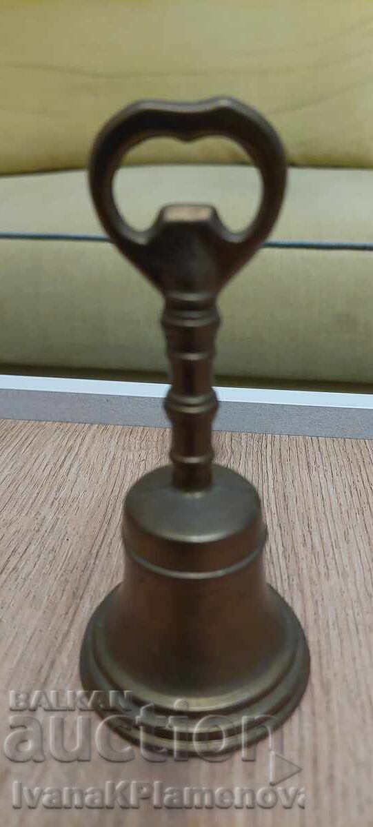 Livrarea Clopoțel de bronz pentru colecționari Livrarea Clopoțel de bronz pentru colecționari