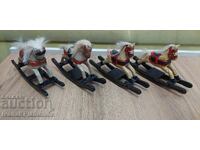Figurine căluți din lemn, 4 bucăți, pentru colecționari