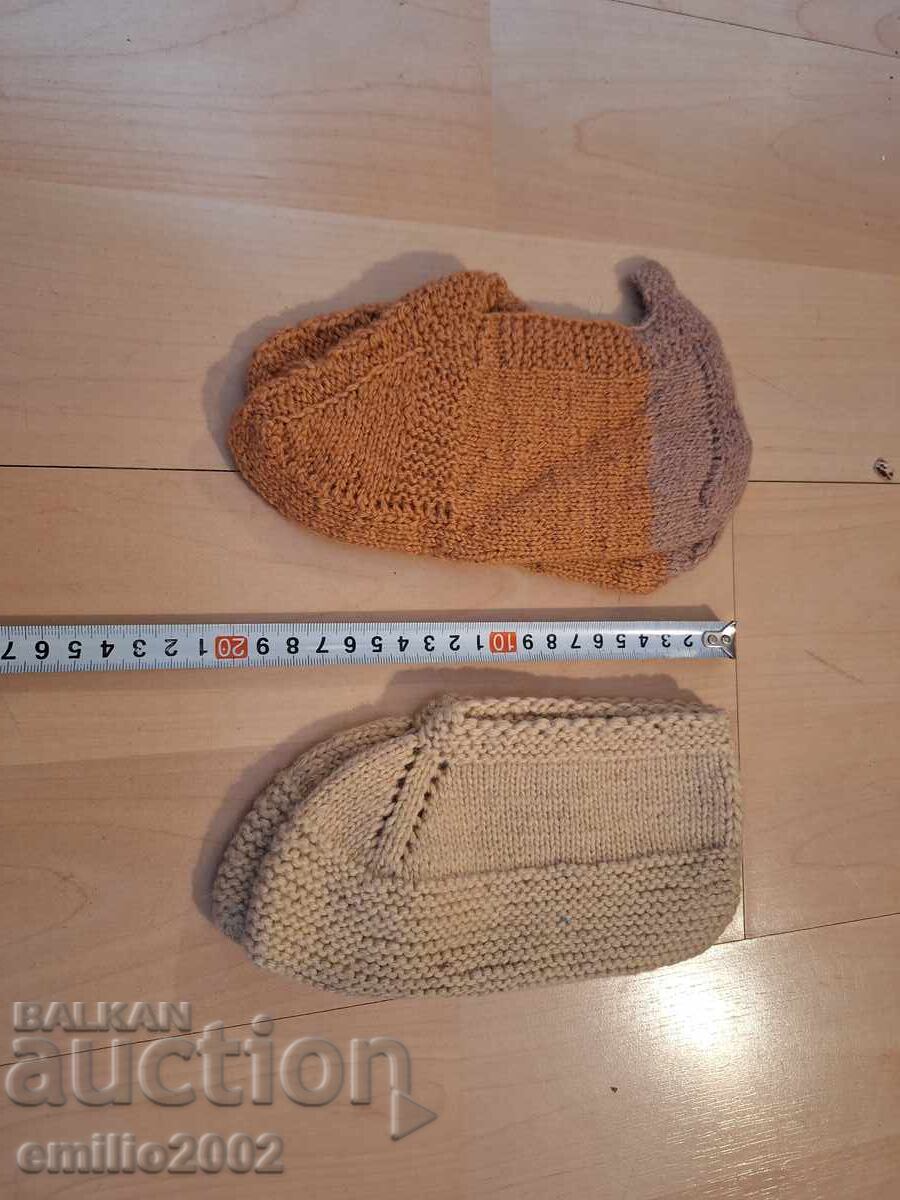 Woolen women's authentic slippers, two pairs Woolen women's authentic slippers, two pairs