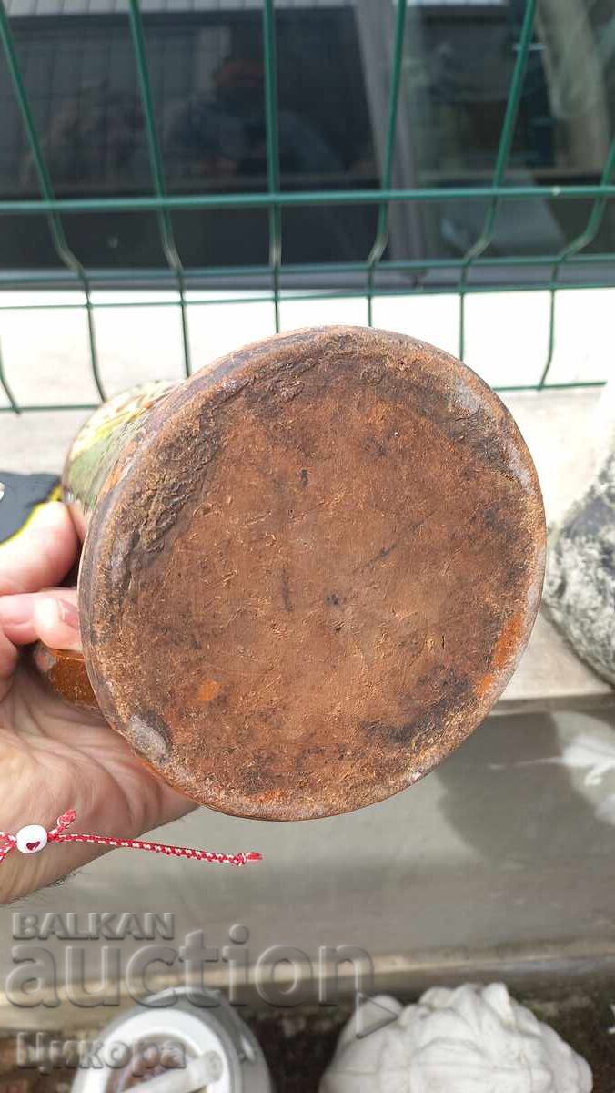 Delivery of OLD CLAY PITCHER CERAMIC GLAZED Delivery of OLD CLAY PITCHER CERAMIC GLAZED