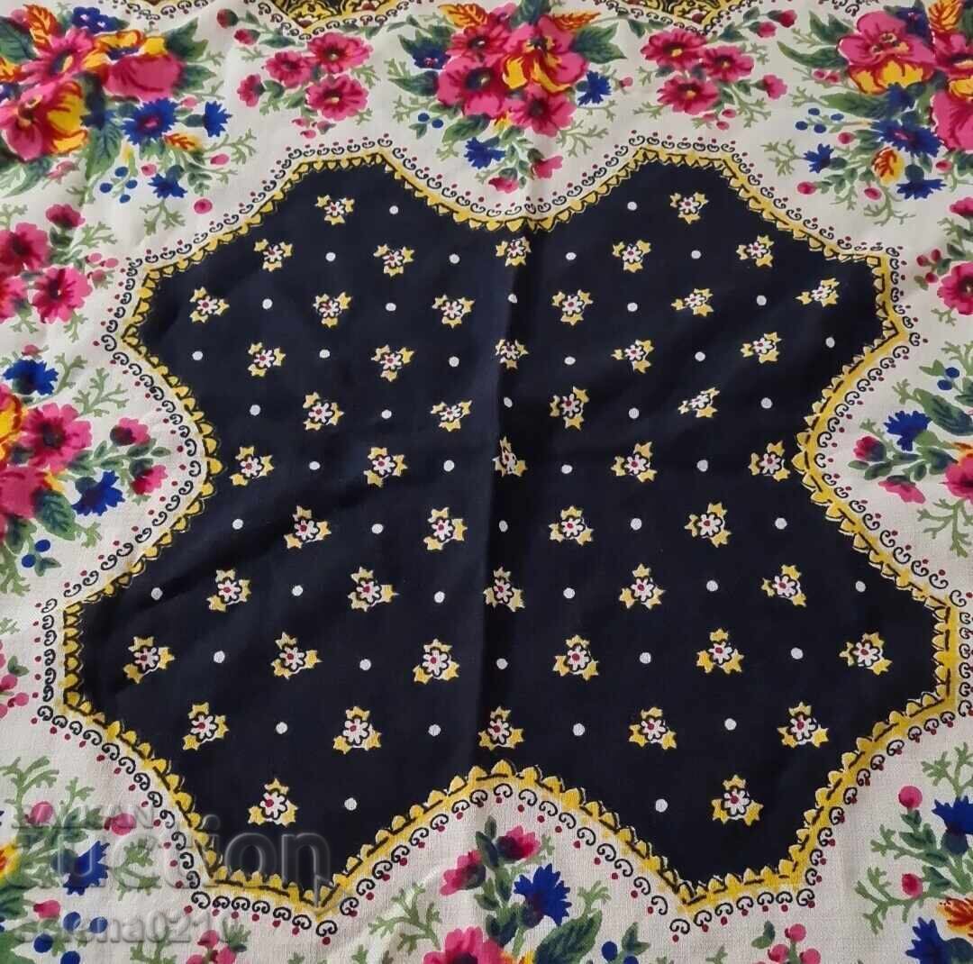 Original Russian headscarf with label from the 80s with price 160.00 BGN | € 81.81