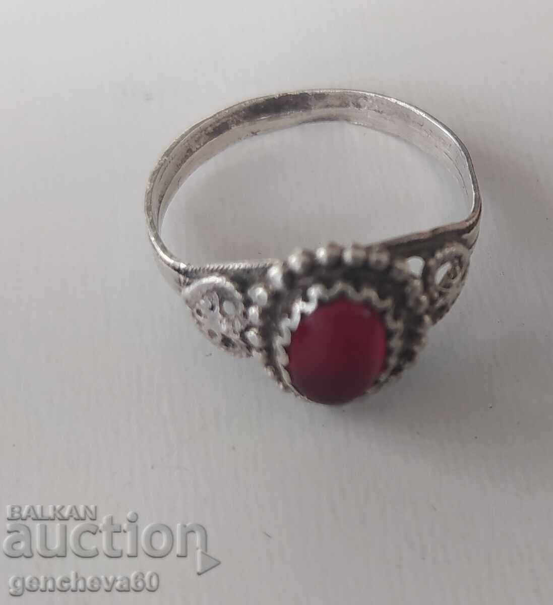 Delivery of Revival ring with stone, silver 800 grade Delivery of Revival ring with stone, silver 800 grade
