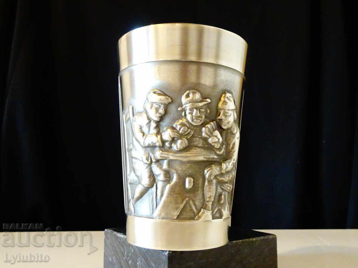 Ceașcă de staniu, halbă de staniu 300 ml., Cârciumă, poker cu preț 46.00 BGN | € 23.52 Ceașcă de staniu, halbă de staniu 300 ml., Cârciumă, poker cu preț 46.00 BGN | € 23.52