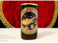 Ceașcă din Cipru, aur, suport pentru brichetă