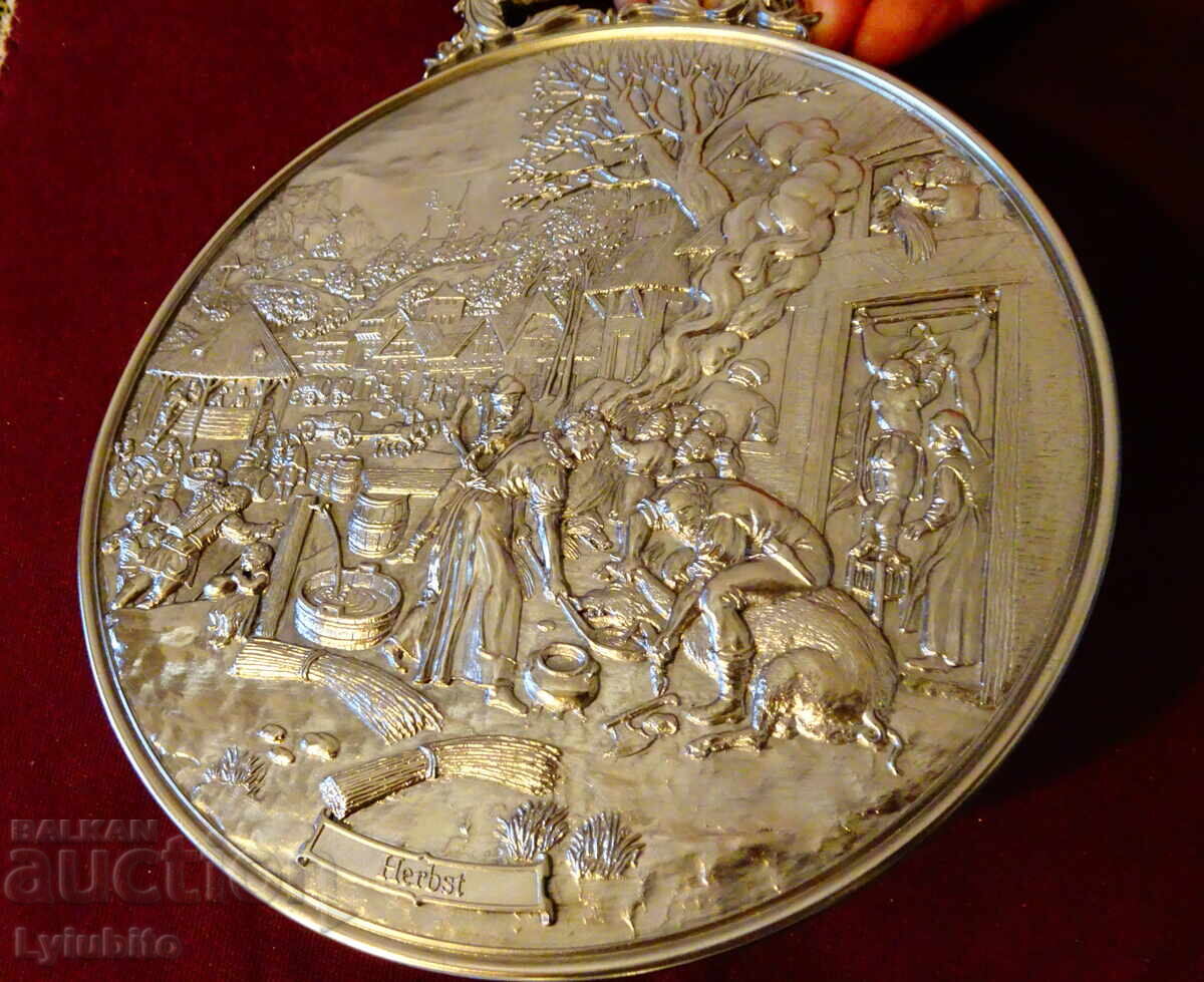 Auction Autumn relief panel, pewter picture by WMF Auction Autumn relief panel, pewter picture by WMF