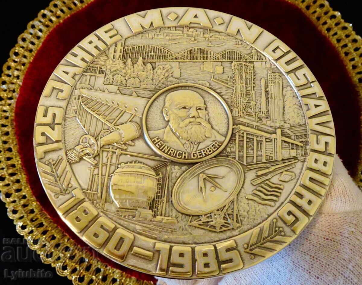 Παράδοση Χάλκινη πλακέτα, χαρτοκόπτης Heinrich Gerber Παράδοση Χάλκινη πλακέτα, χαρτοκόπτης Heinrich Gerber