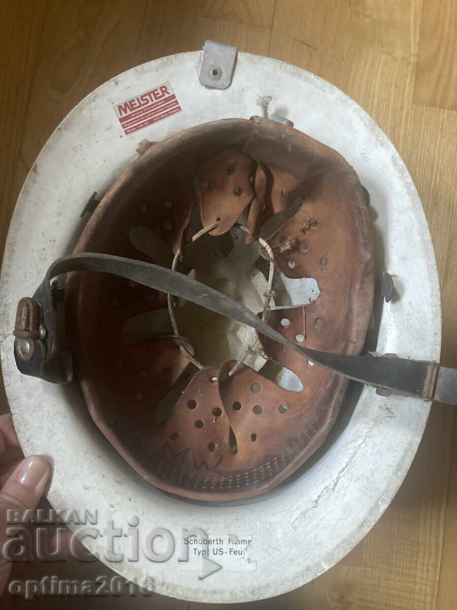 Firefighter Helmet with price 20.00 BGN | € 10.23