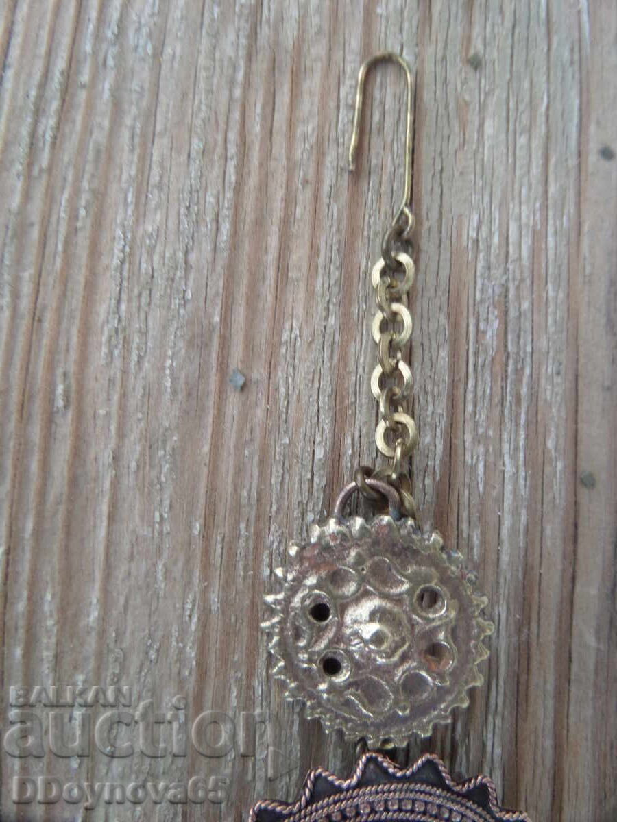 Bijuterii vechi cu preț 30.00 BGN | € 15.34 Bijuterii vechi cu preț 30.00 BGN | € 15.34