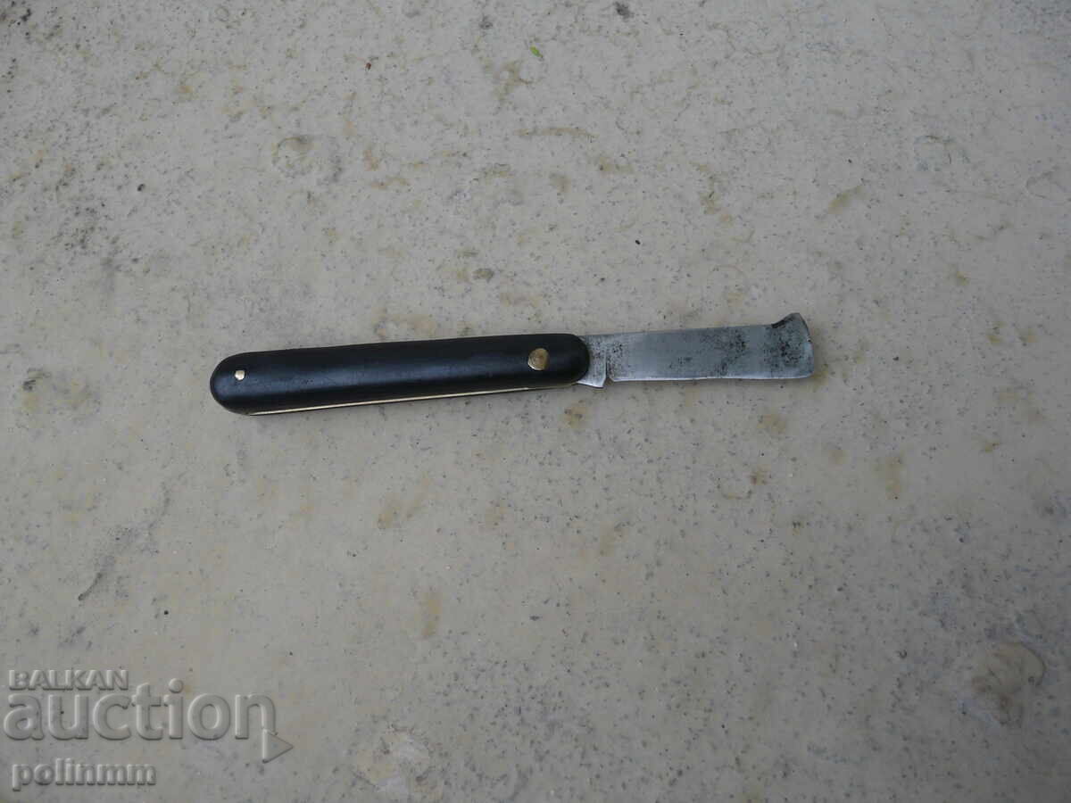 Bulgarian Orchard Knife - 169 with price 30.00 BGN | € 15.34 Bulgarian Orchard Knife - 169 with price 30.00 BGN | € 15.34