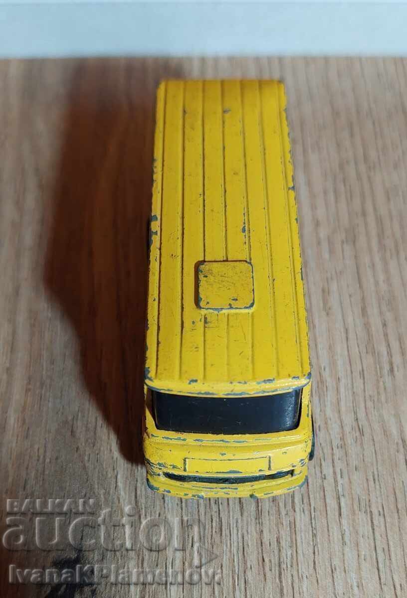 Mașinuță metalică CORGI BRITAIN pentru colecționari - 5