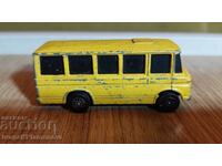 Cărucior metalic pentru colecționari