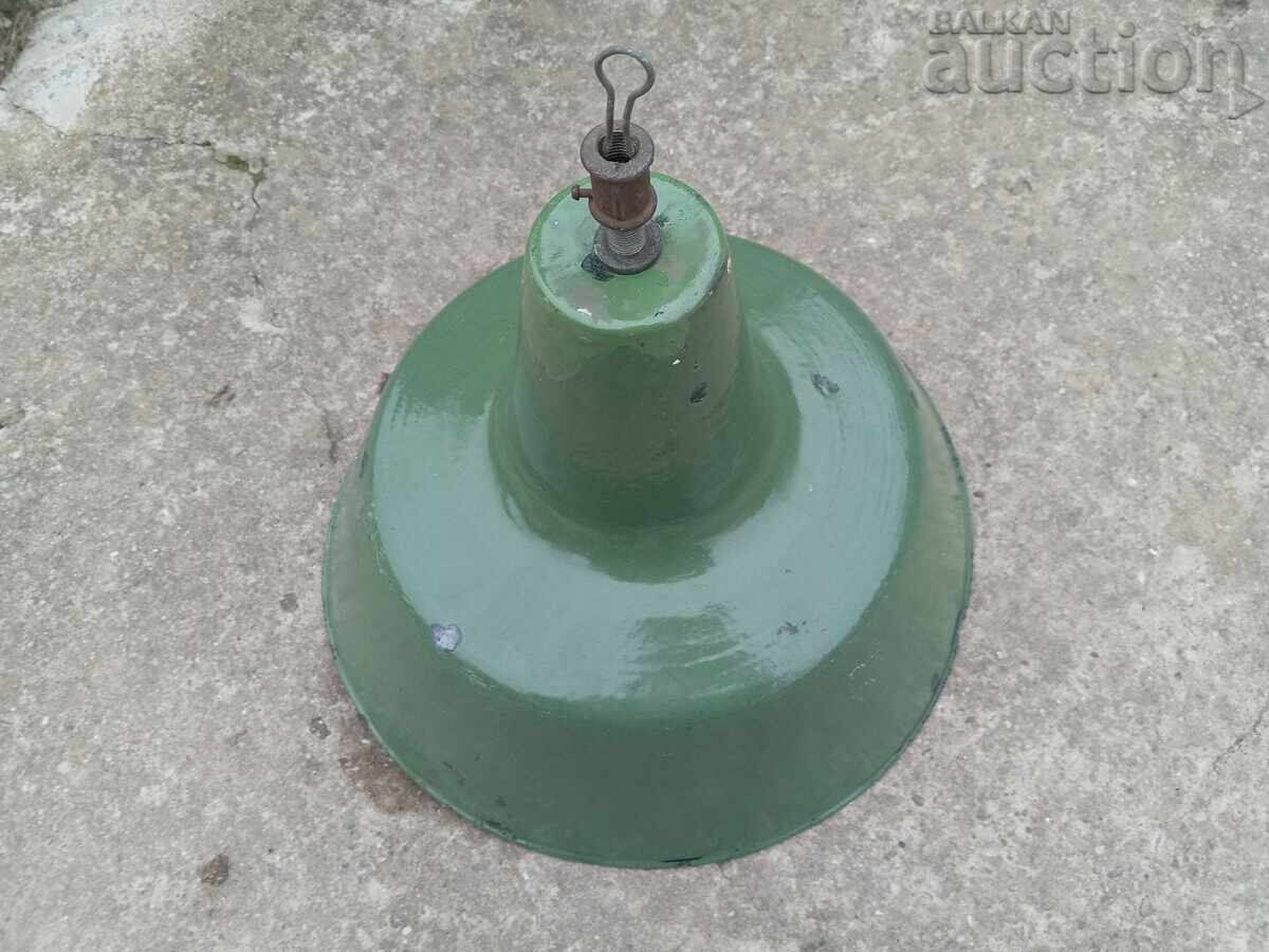 Auction large enameled reflector industrial lamp 60s Auction large enameled reflector industrial lamp 60s