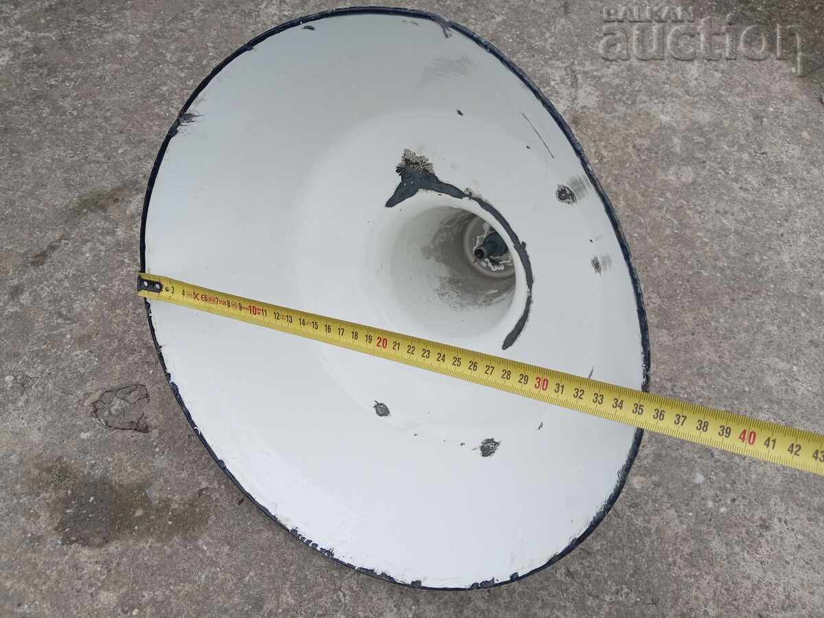 large enameled reflector industrial lamp 60s - 6 large enameled reflector industrial lamp 60s - 6