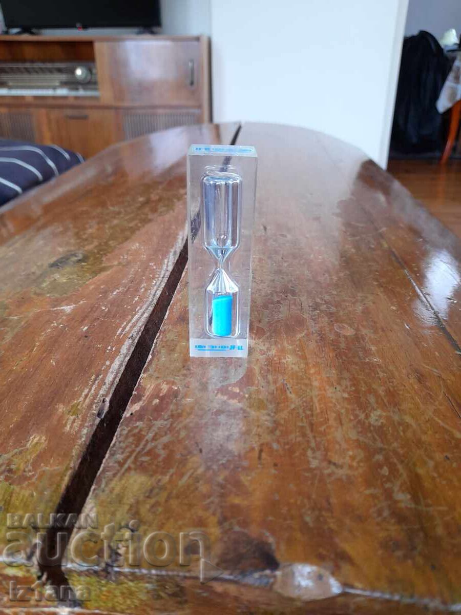 Стар пясъчен часовник