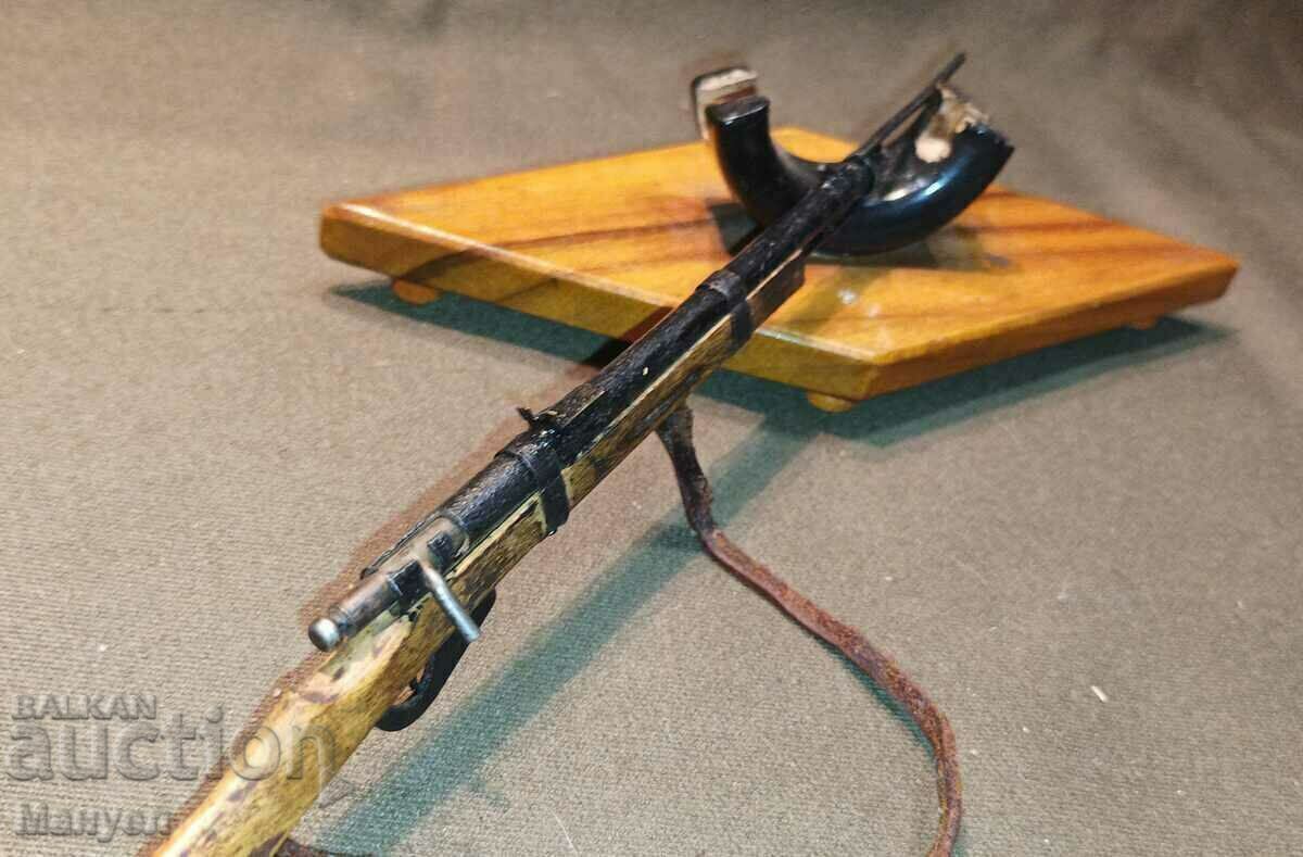 Доставка на Стара миниатюра на пушка"Мосин Наган". Доставка на Стара миниатюра на пушка"Мосин Наган".