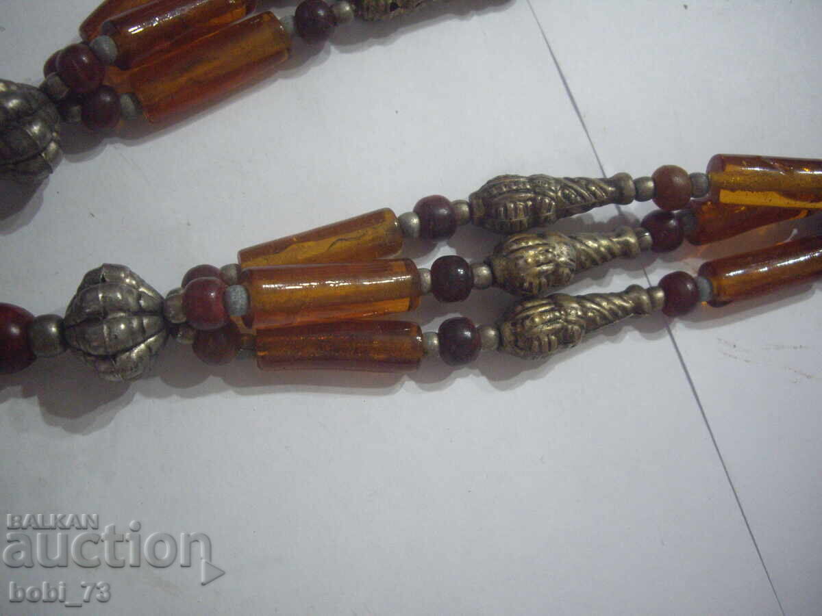 Licitație Interesant colier vechi Licitație Interesant colier vechi