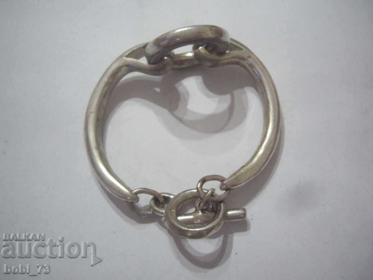 Brățară masivă veche interesantă