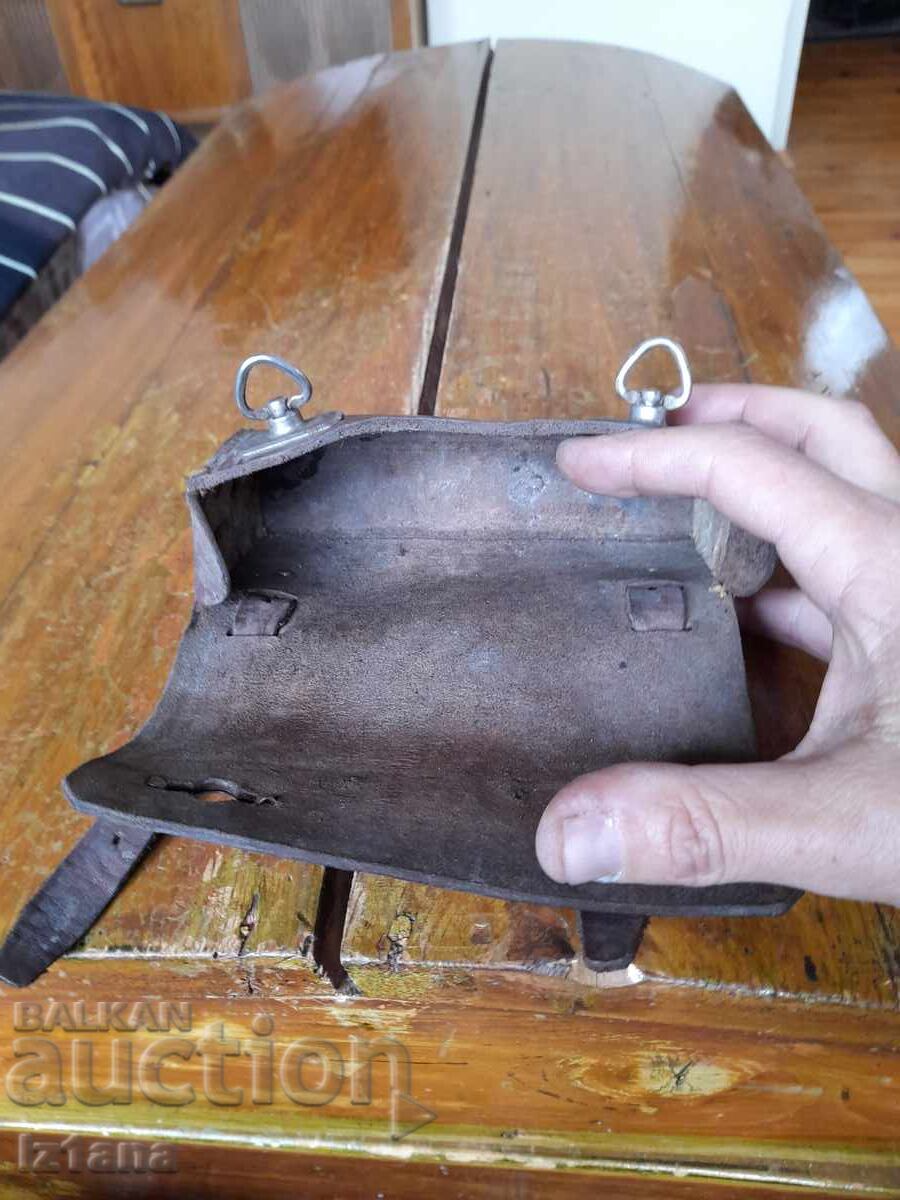 Old leather bicycle bag - 7 Old leather bicycle bag - 7