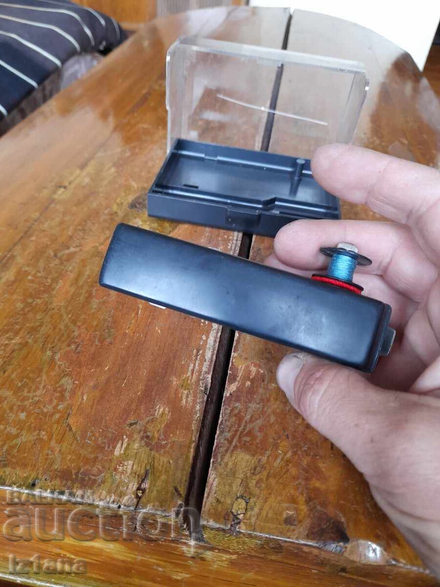 Стара ръчна шевна машина - 5