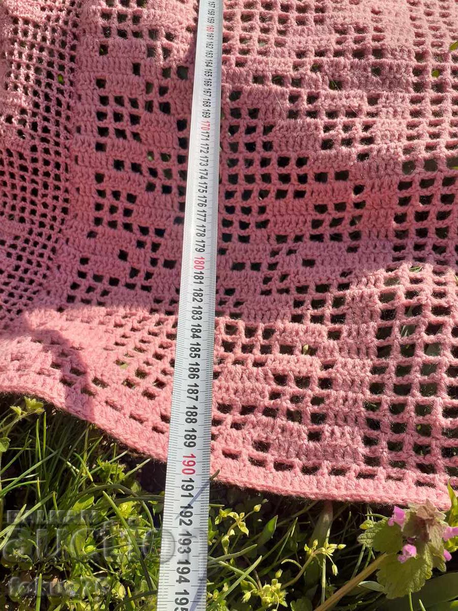 Old large pink crocheted tablecloth - 7 Old large pink crocheted tablecloth - 7