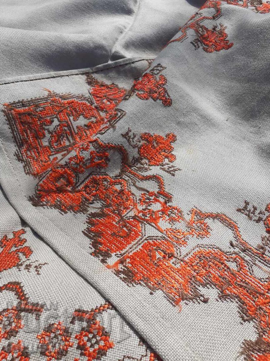 Delivery of Old large embroidered linen tablecloth with Bulgarian embroidery Delivery of Old large embroidered linen tablecloth with Bulgarian embroidery