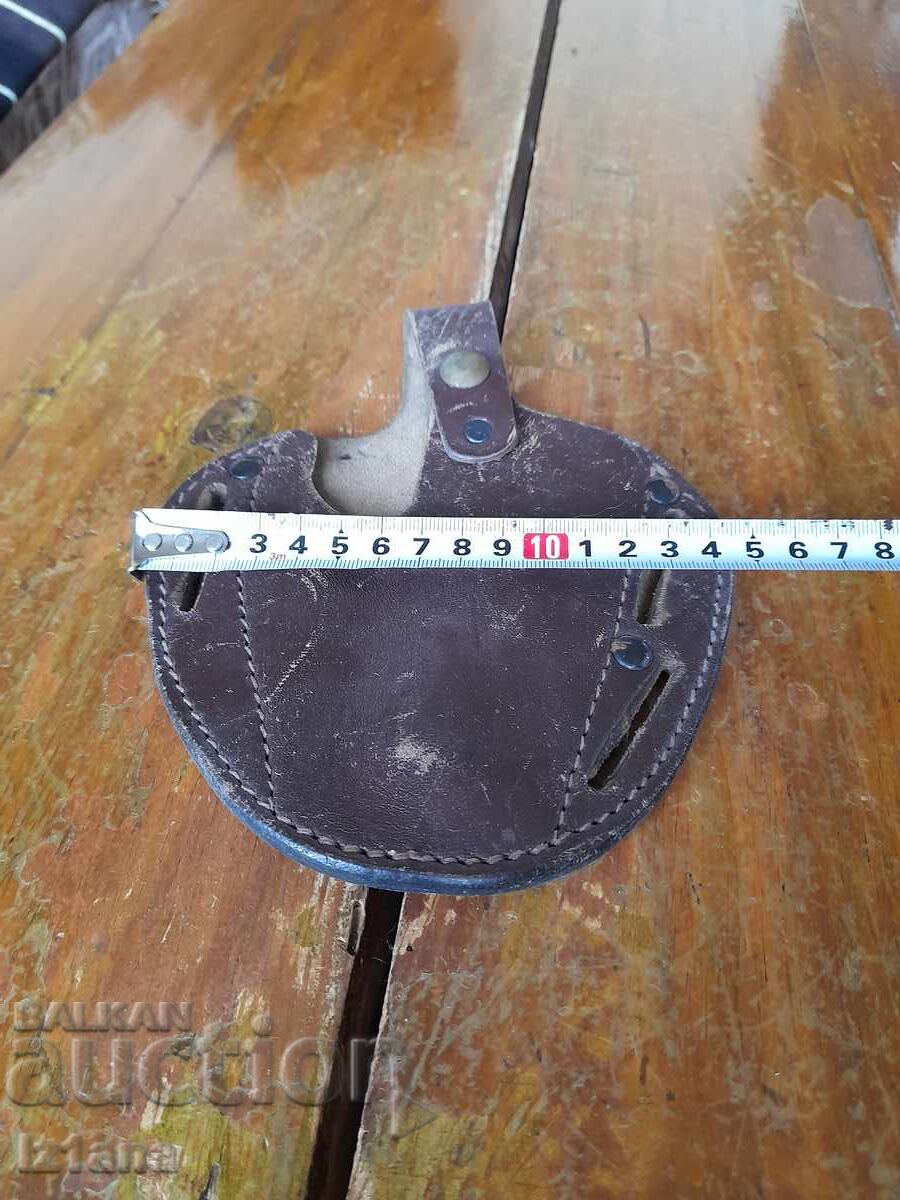 Δημοπρασία Παλιά θήκη Δημοπρασία Παλιά θήκη