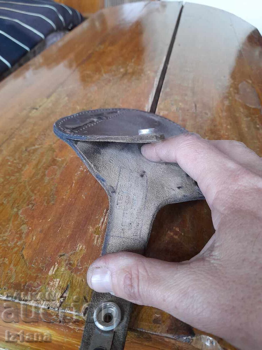 Παλιά θήκη - 5 Παλιά θήκη - 5