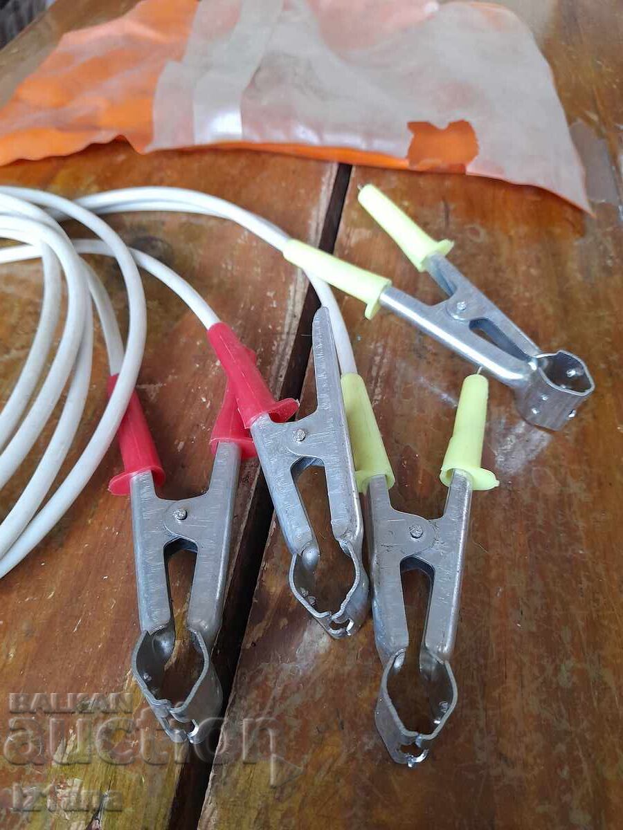 Licitație Cabluri de alimentare vechi Licitație Cabluri de alimentare vechi