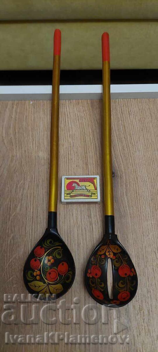 Linguri Hohloma Rusia, excelente pentru colecționari cu preț € 10.00 | 19.56 BGN