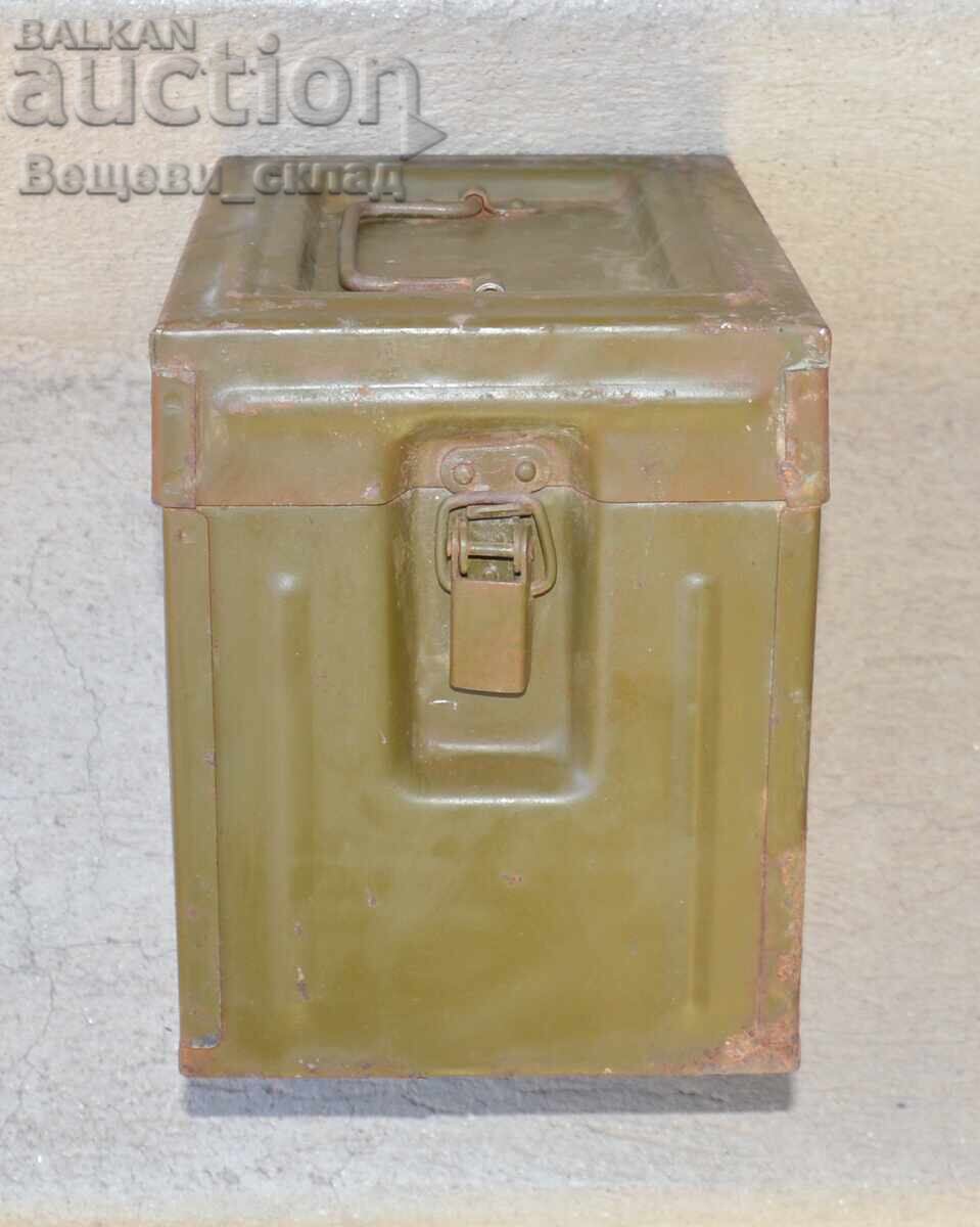 Στρατιωτικό μεταλλικό κουτί για αξεσουάρ ΚΙΔ