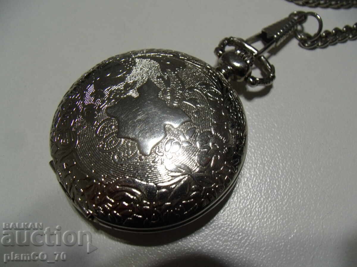 Παράδοση №*7957 Τσέπης Ρολόι Q&Q Παράδοση №*7957 Τσέπης Ρολόι Q&Q