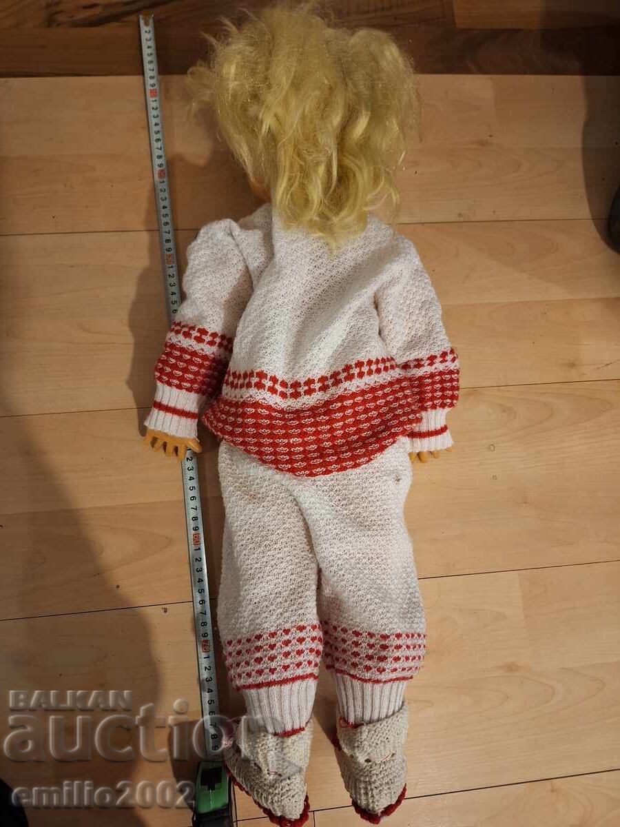 Delivery of Children's doll retro social Delivery of Children's doll retro social