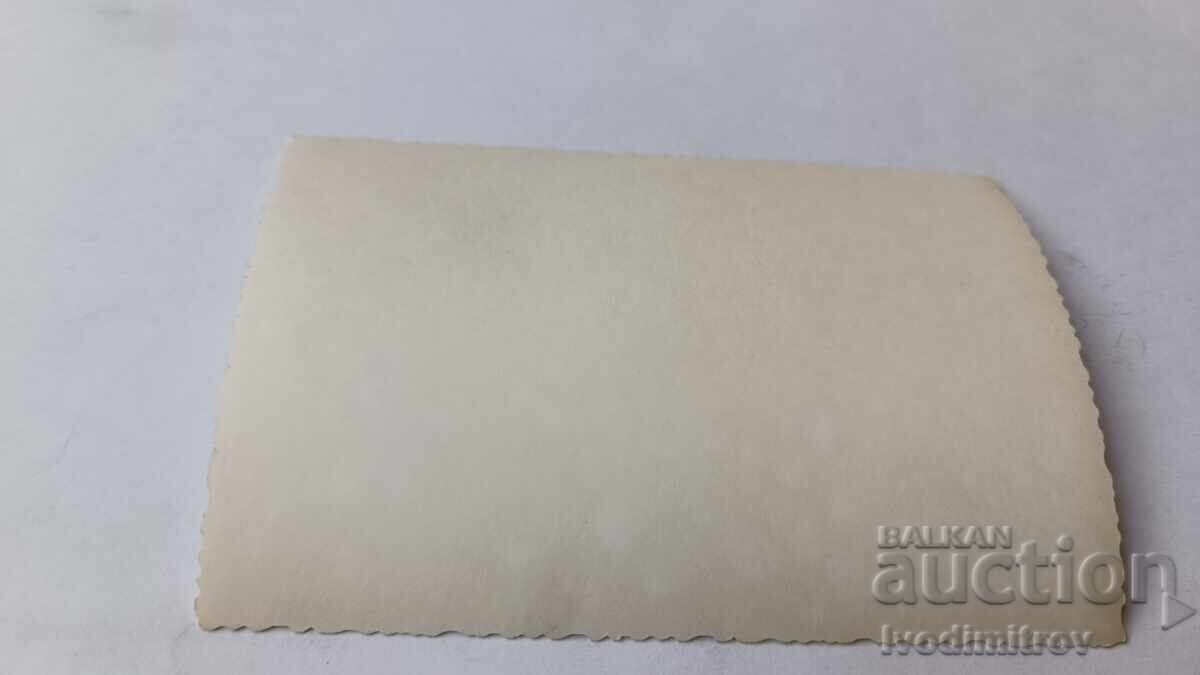 Fotografie Fetiță pe plajă cu preț 1.85 BGN | € 0.95