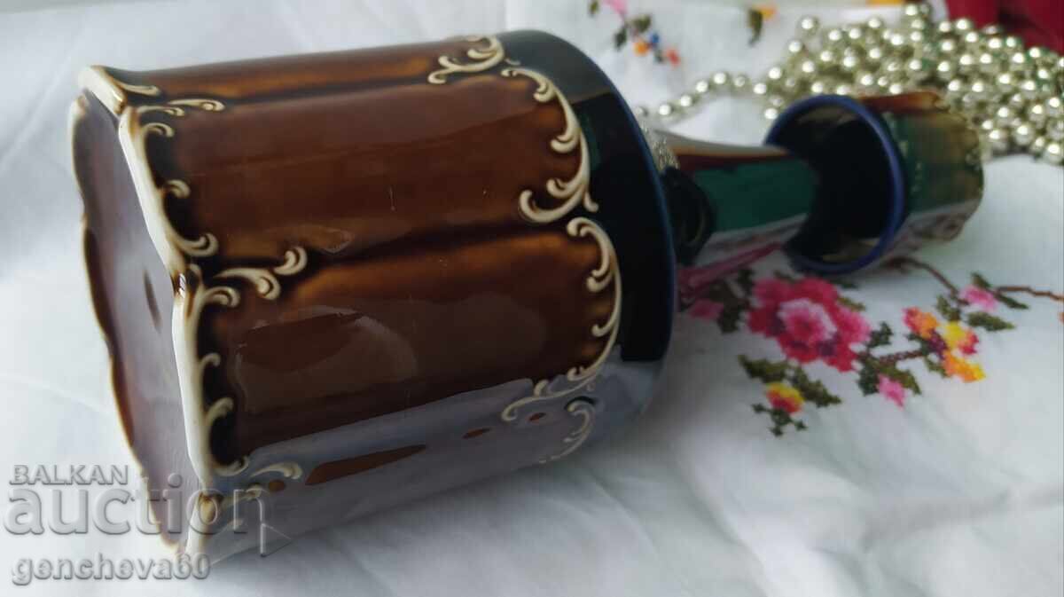 Όμορφη πορσελάνινη φιάλη καράφα - 5