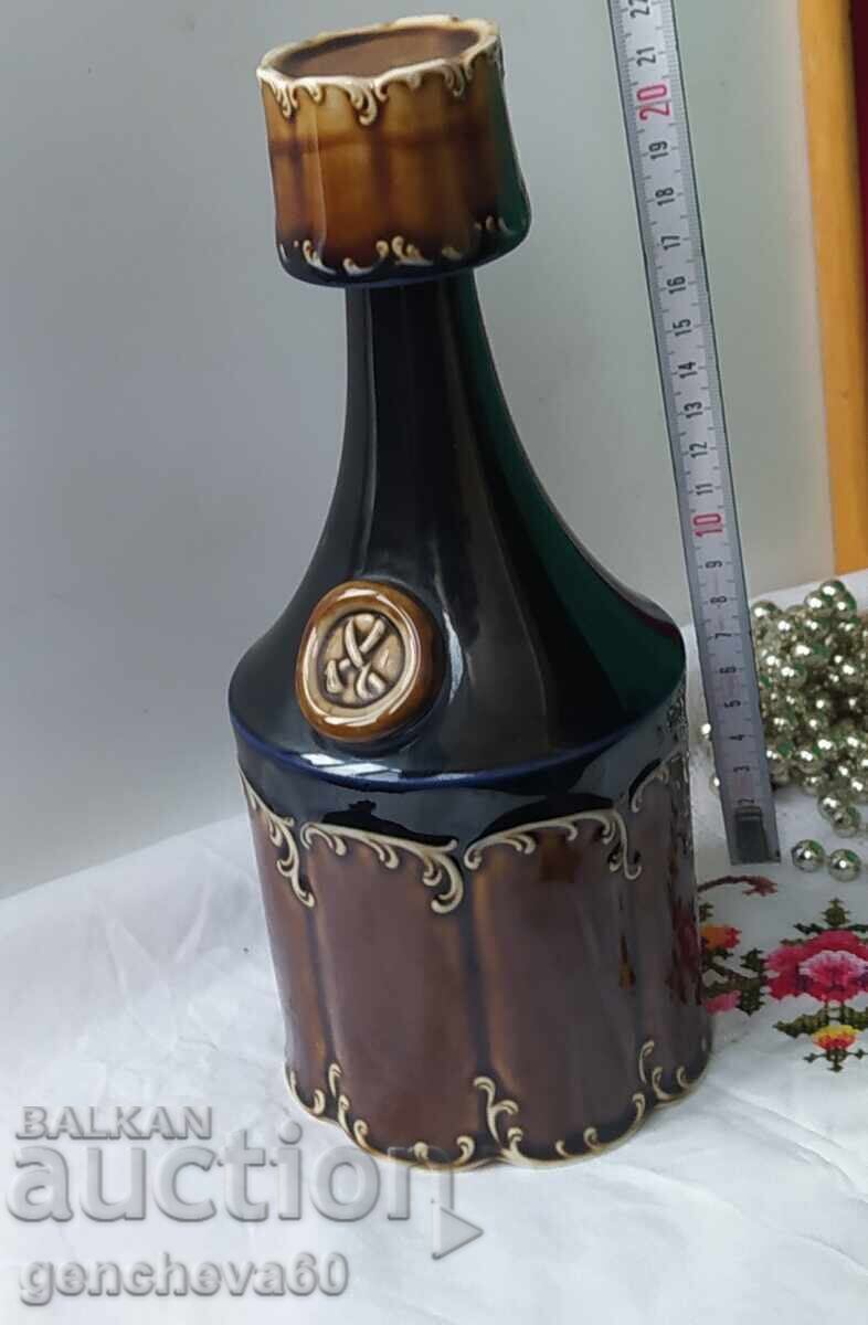 Όμορφη πορσελάνινη φιάλη καράφα - 7