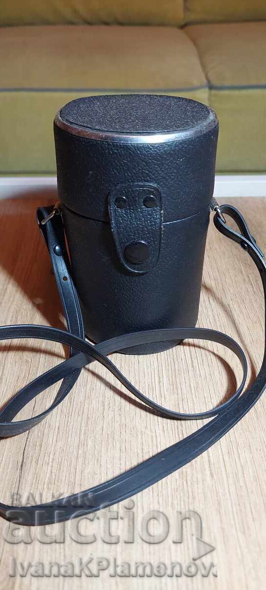 Аукцион Обектив за фотоапарат с кожен калъф