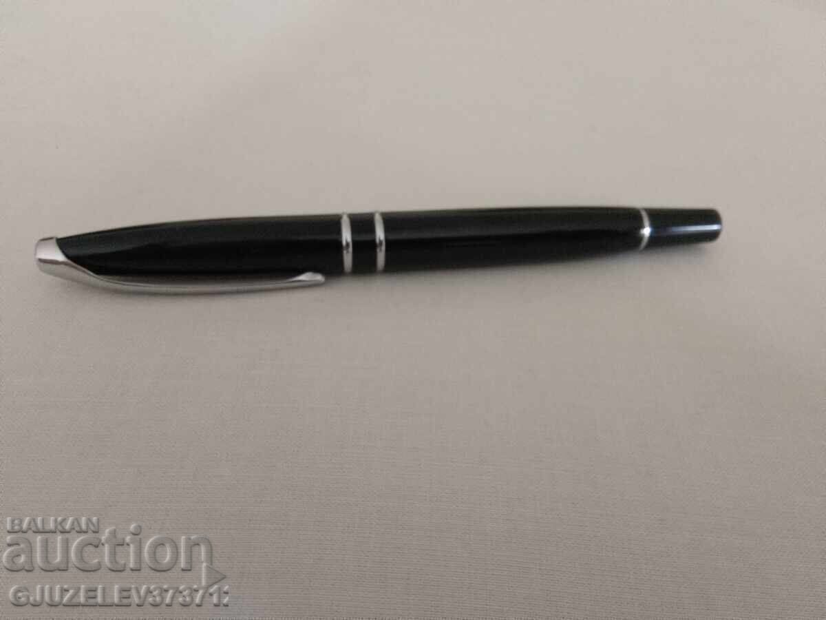 Στυλό Cerruti μαύρο και χρώμιο CERRUTI 1881 με τιμή 119.00 BGN | € 60.84