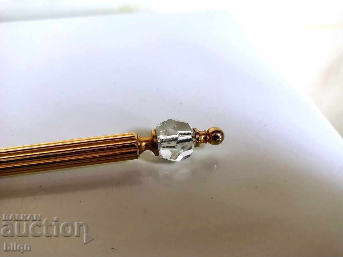 Licitație Un cuțit de scrisori foarte frumos