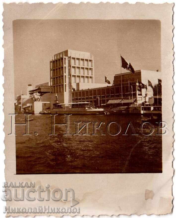 1937 SMALL OLD PHOTO PARIS EXHIBITION FASHION PAVILION D618
