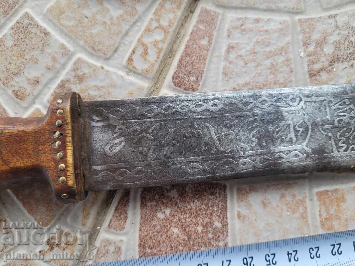 Delivery of dagger, dagger, knife, scribble Delivery of dagger, dagger, knife, scribble