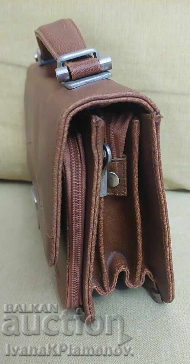 Licitație Geantă de umăr bărbați, borsetă, piele naturală