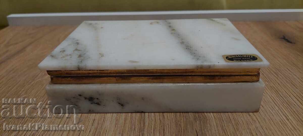 Marble box for collectors with price 22.00 BGN | € 11.25
