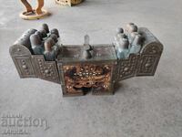 CUTIE VECHE DE CERUIT CU MĂRGELE DE NACRU