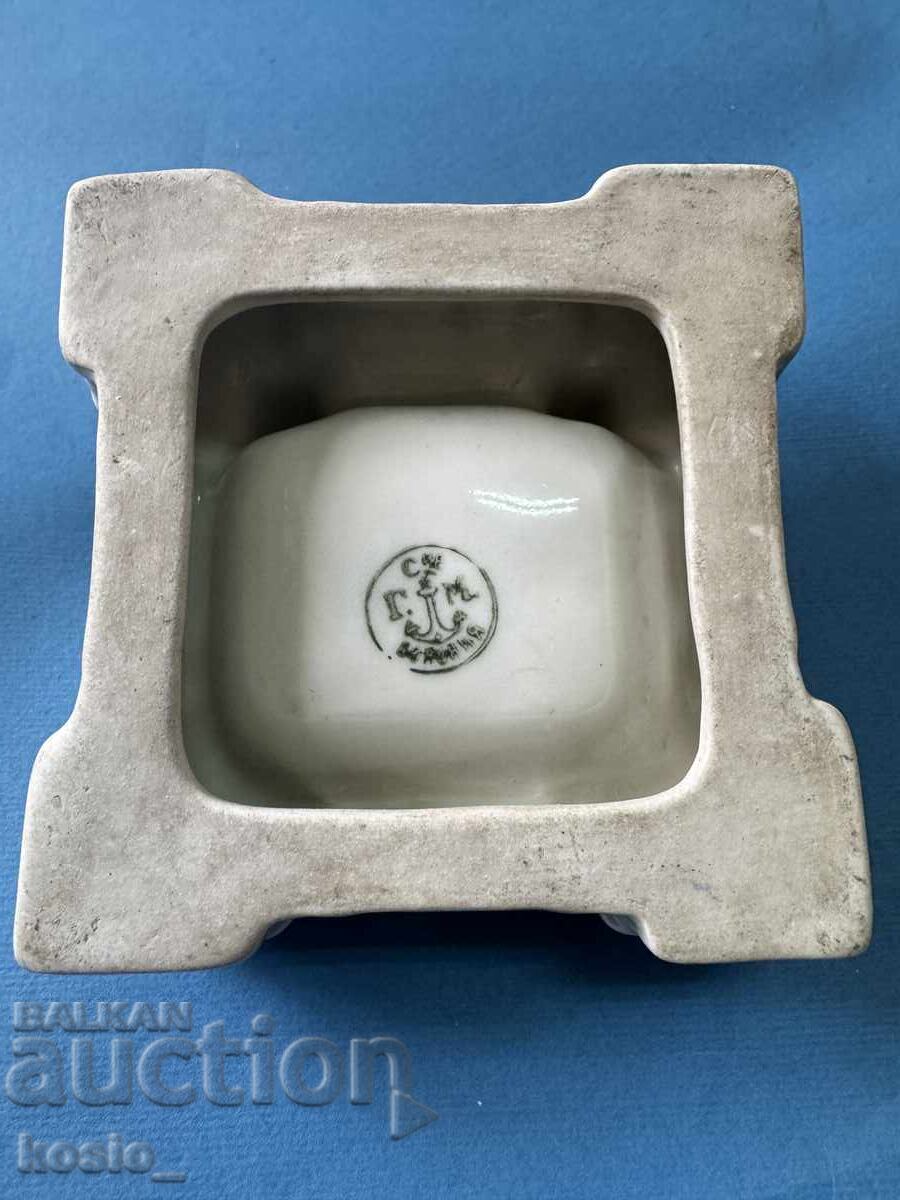 Collectible Bulgarian Bononia Porcelain Ashtray - 5