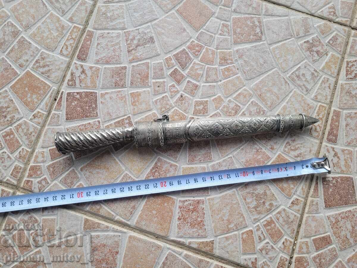 Knife, kama, dagger, kard, karakulak