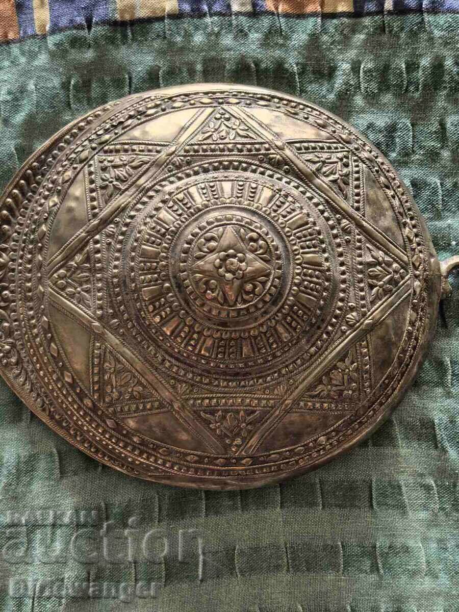 Licitație Jumătate de argint renascentistă. Pafta. 100 g Licitație Jumătate de argint renascentistă. Pafta. 100 g