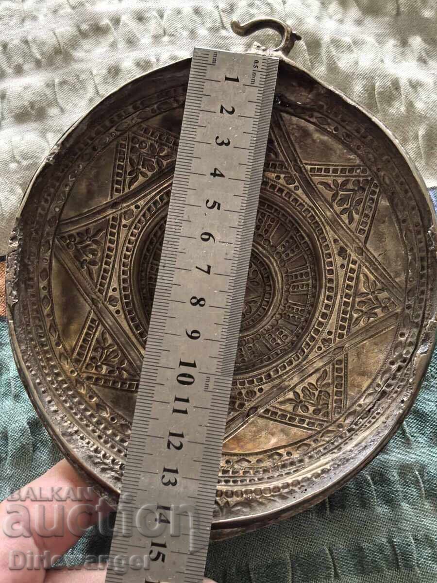 Livrarea Jumătate de argint renascentistă. Pafta. 100 g Livrarea Jumătate de argint renascentistă. Pafta. 100 g