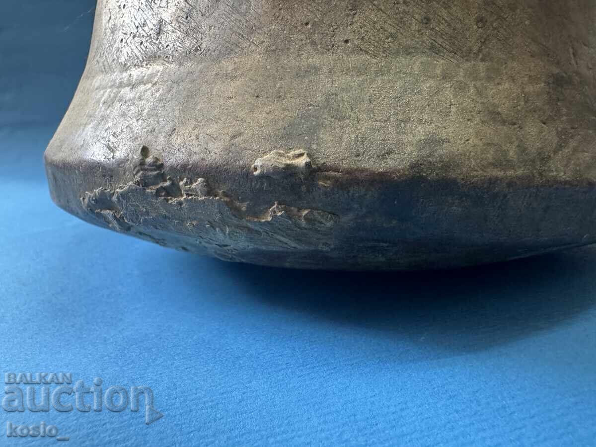 Delivery of Old copper kettle